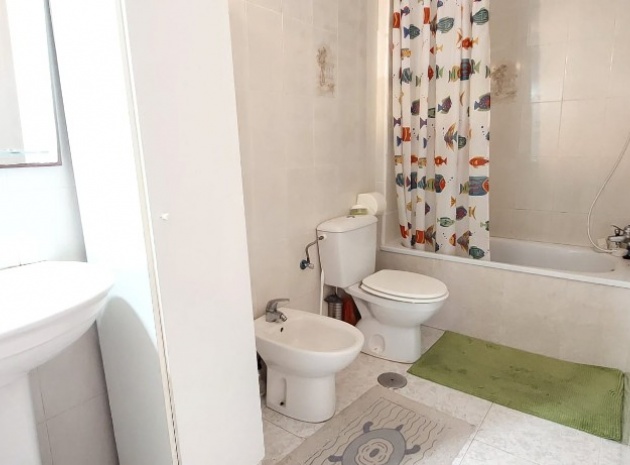 Återförsäljning - Lägenhet - Torrevieja