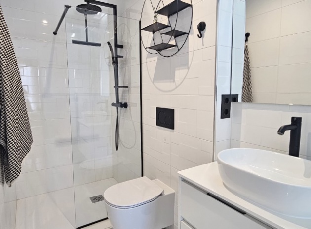 Resale - Apartment - Punta Prima