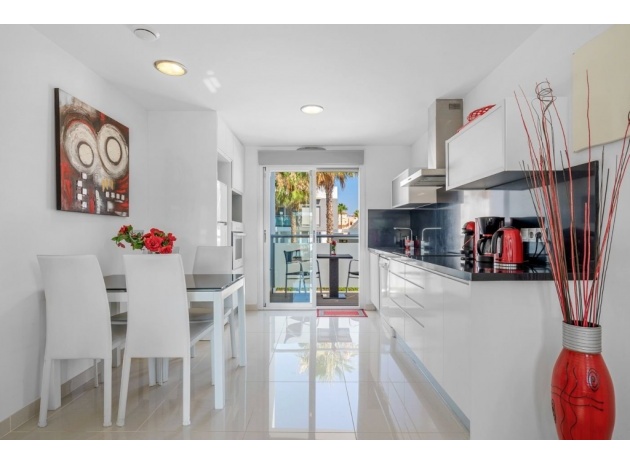 Återförsäljning - Lägenhet - Punta Prima