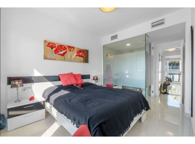 Återförsäljning - Lägenhet - Punta Prima