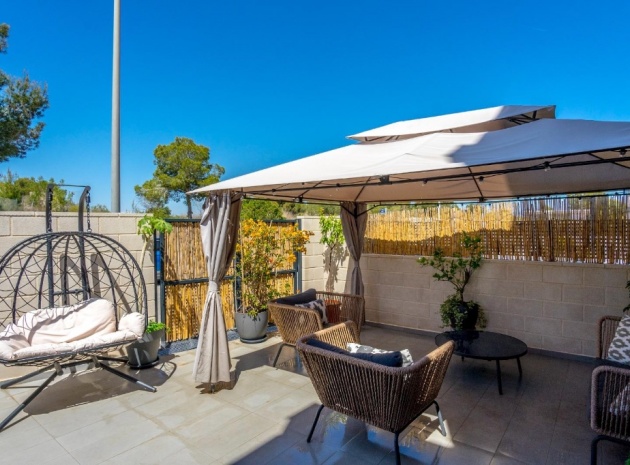 Wiederverkauf - Villa - Orihuela Costa - Villamartin