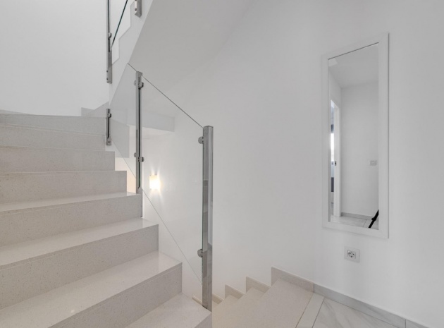 Wiederverkauf - Villa - Orihuela Costa - Villamartin