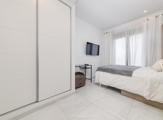 Wiederverkauf - Villa - Orihuela Costa - Villamartin