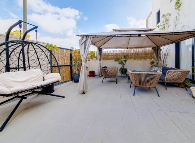 Wiederverkauf - Villa - Orihuela Costa - Villamartin