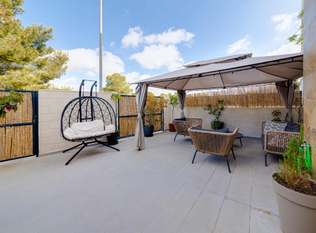 Wiederverkauf - Villa - Orihuela Costa - Villamartin