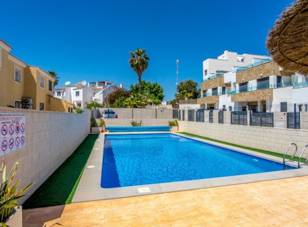 Wiederverkauf - Villa - Orihuela Costa - Villamartin