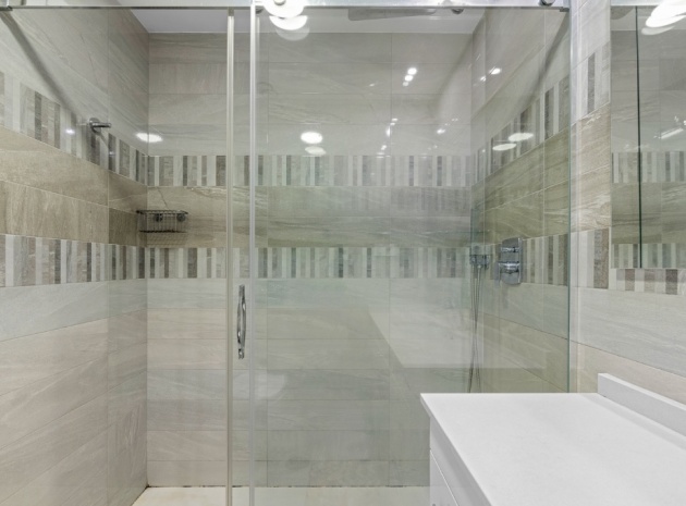 Revente - Appartement - Punta Prima