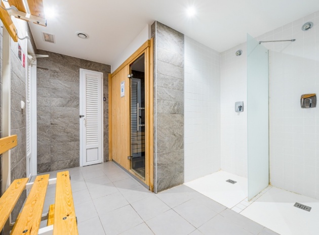 Revente - Appartement - Punta Prima