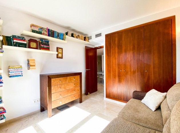 Wiederverkauf - Wohnung - Punta Prima