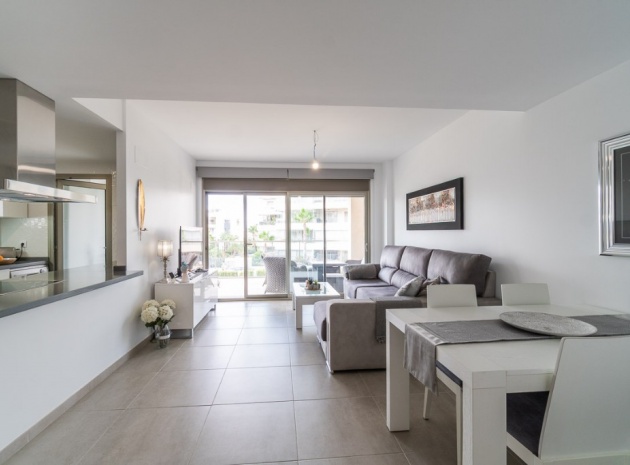 Wiederverkauf - Wohnung - Villamartin