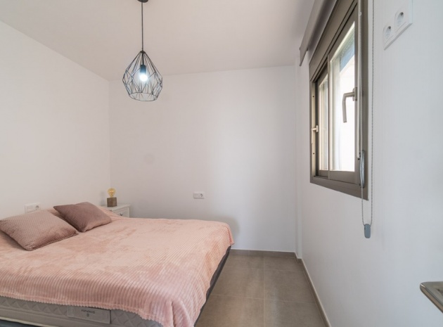 Wiederverkauf - Wohnung - Villamartin