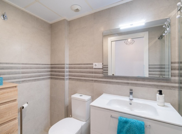 Wiederverkauf - Wohnung - Villamartin