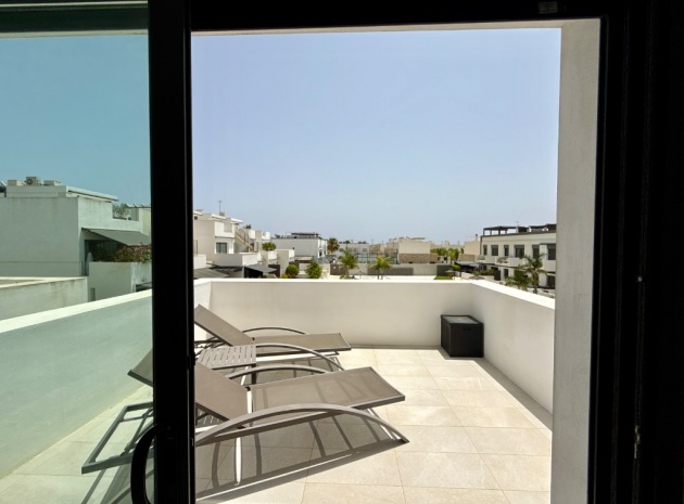 Resale - Apartment - Pilar de la Horadada - Mil Palmeras