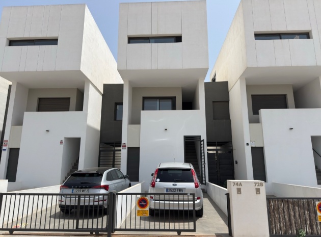 Resale - Apartment - Pilar de la Horadada - Mil Palmeras