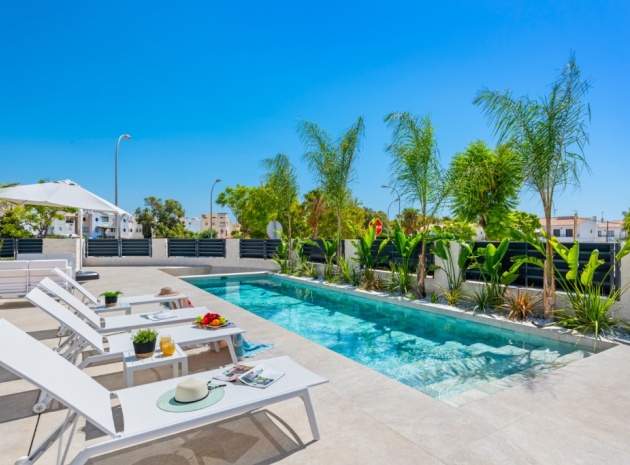 Resale - Villa - Alicante - El Campello