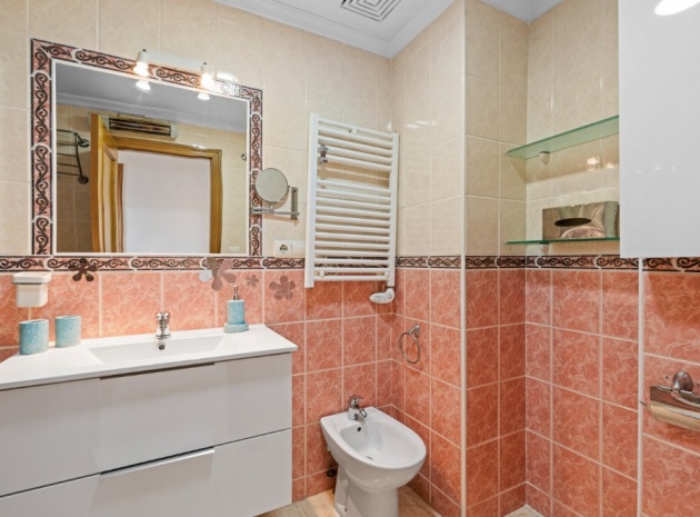 Wiederverkauf - Wohnung - Guardamar del Segura