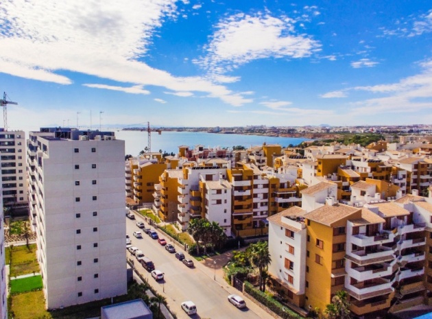 Resale - Apartment - Punta Prima
