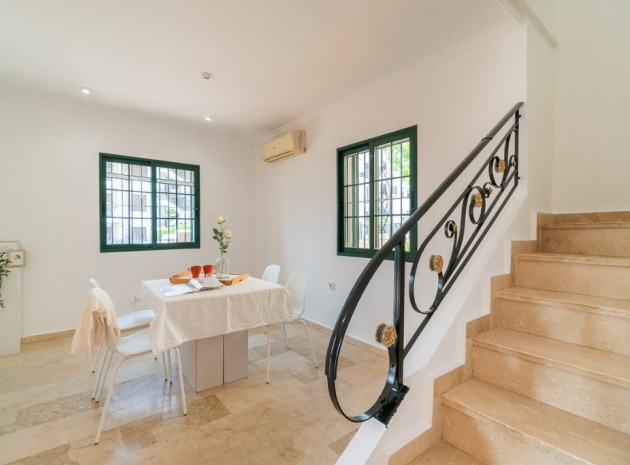 Resale - Villa - Orihuela Costa - Villamartin