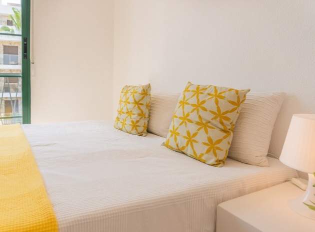 Resale - Villa - Orihuela Costa - Villamartin