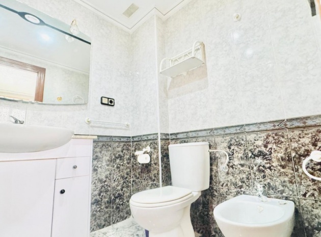 Wederverkoop - Appartement - Torrevieja