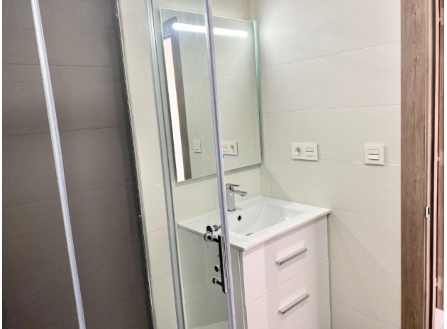 Återförsäljning - Lägenhet - Torrevieja