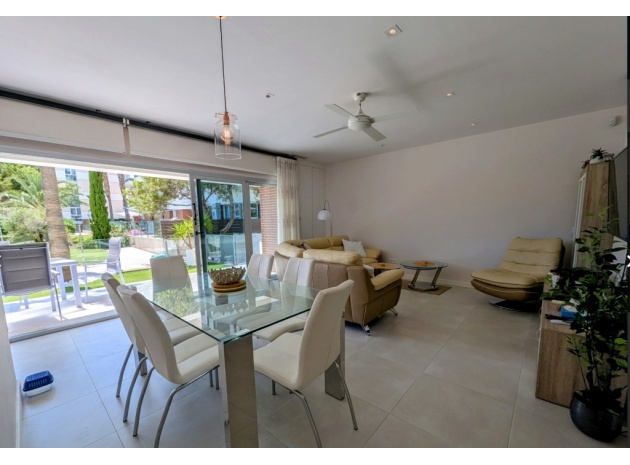 Återförsäljning - Lägenhet - Orihuela Costa - Villamartin