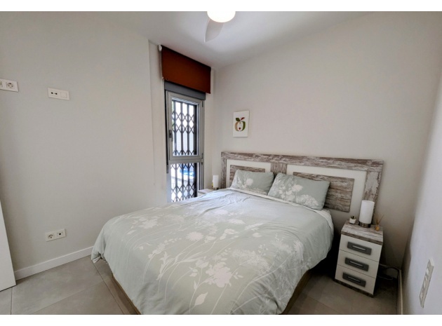 Återförsäljning - Lägenhet - Orihuela Costa - Villamartin