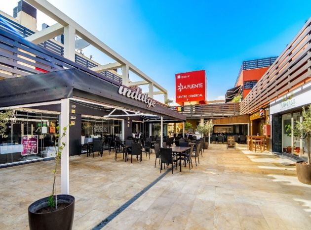 Återförsäljning - Lägenhet - Orihuela Costa - Villamartin