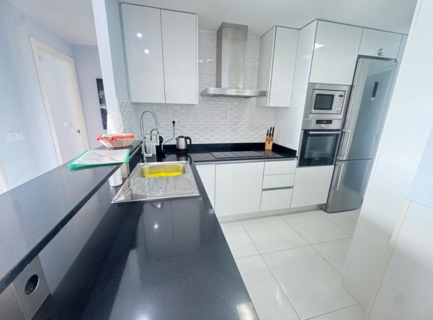 Resale - Apartment - Punta Prima