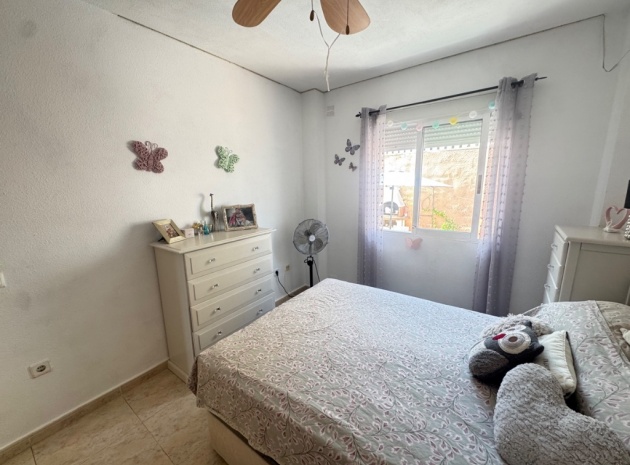 Wiederverkauf - Villa - Orihuela Costa - Villamartin