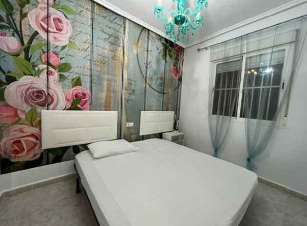 Återförsäljning - Villa - Ciudad Quesada