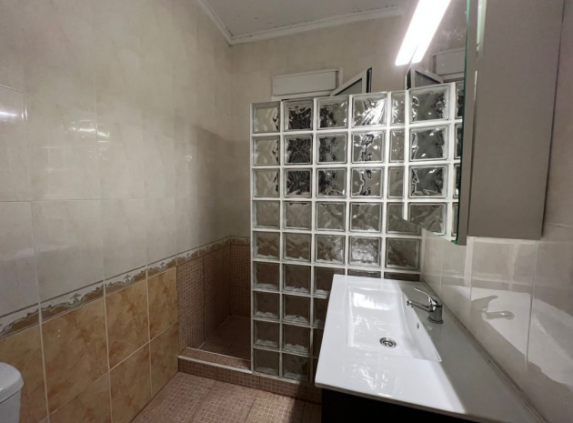 Återförsäljning - Villa - Ciudad Quesada