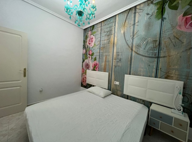 Återförsäljning - Villa - Ciudad Quesada