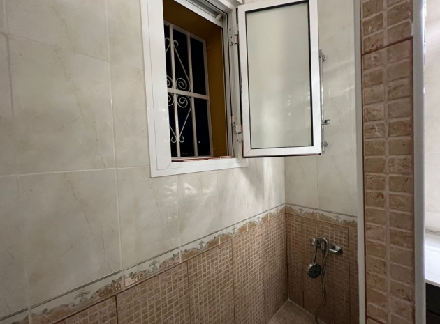 Återförsäljning - Villa - Ciudad Quesada