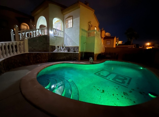 Återförsäljning - Villa - Ciudad Quesada