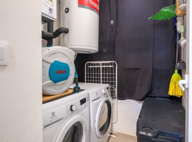 Resale - Apartment - Orihuela Costa - Playa Flamenca