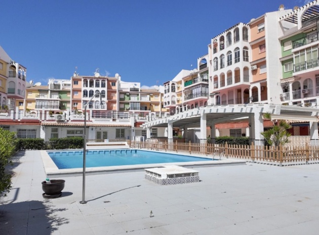 Resale - Apartment - Torrevieja - La Veleta