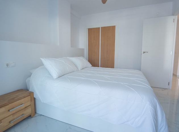 Resale - Apartment - Torrevieja - La Veleta