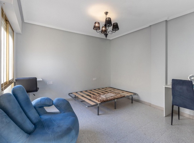 Resale - Apartment - Torrevieja - La Mata