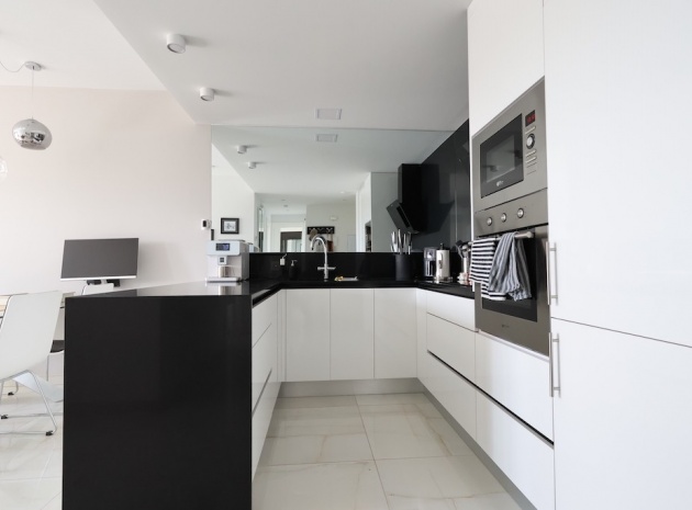 Återförsäljning - Lägenhet - Orihuela Costa