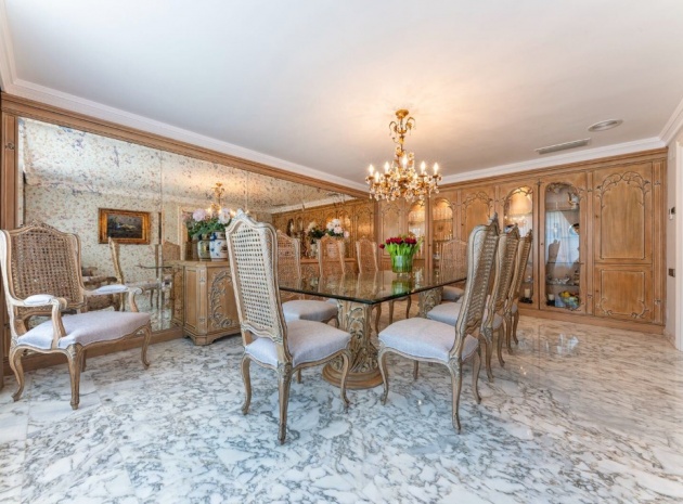 Återförsäljning - Villa - Playa San Juan