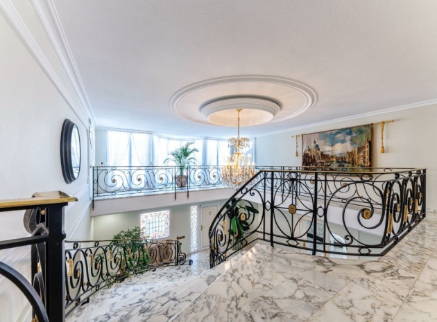 Återförsäljning - Villa - Playa San Juan