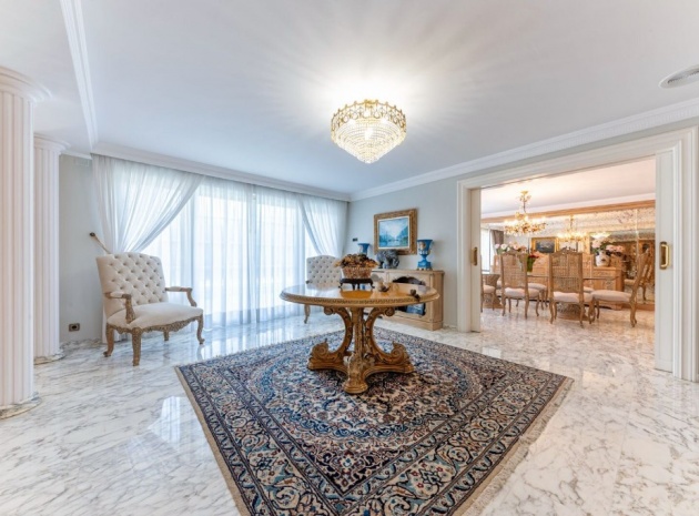 Återförsäljning - Villa - Playa San Juan