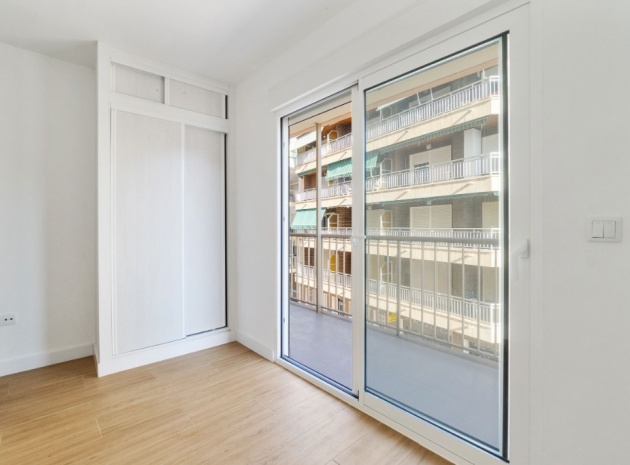 Wiederverkauf - Wohnung - Torrevieja