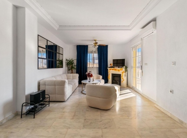 Återförsäljning - Villa - Villamartin