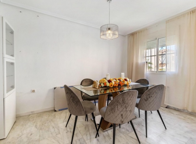 Återförsäljning - Villa - Villamartin