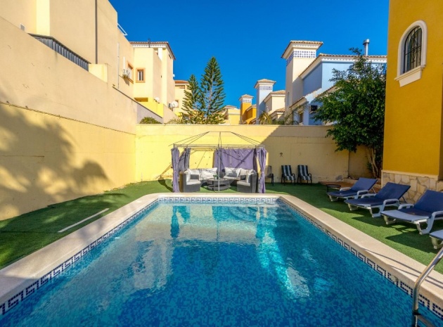 Återförsäljning - Villa - Villamartin