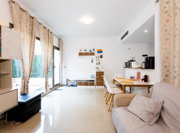 Wederverkoop - Herenhuis - Punta Prima