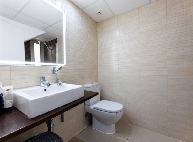 Wederverkoop - Herenhuis - Punta Prima