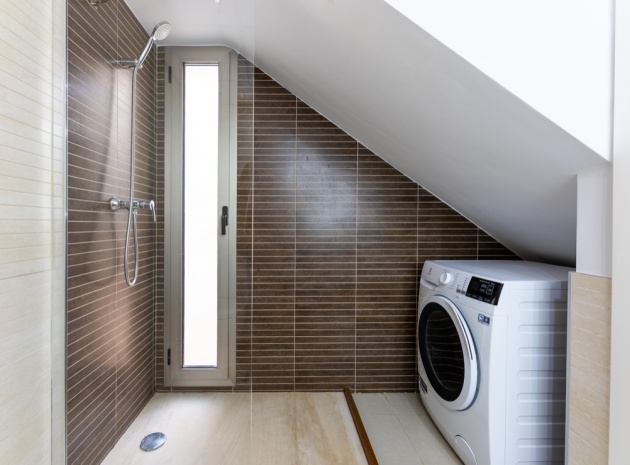 Wederverkoop - Herenhuis - Punta Prima